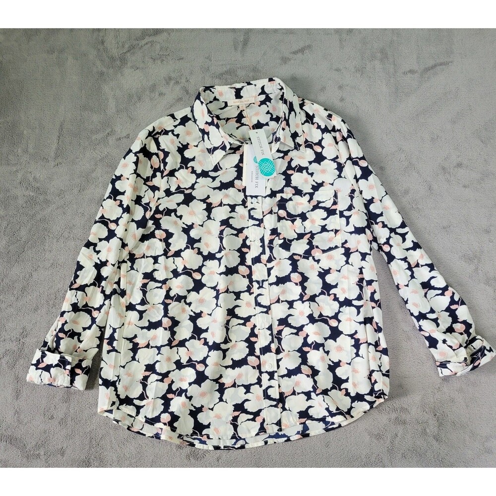 Skies are Blue Kaulin Button Down Blouse Womens MP Blue White Floral Stitch Fix